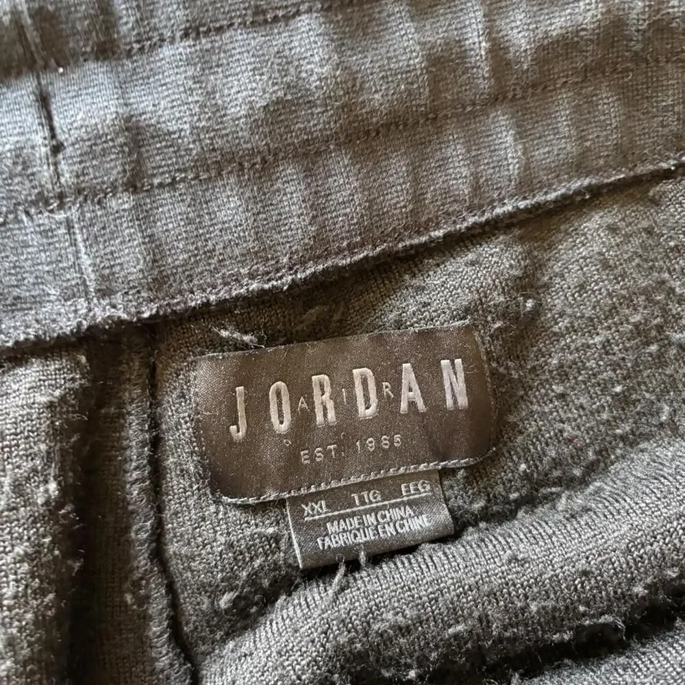 Jordan black maroon